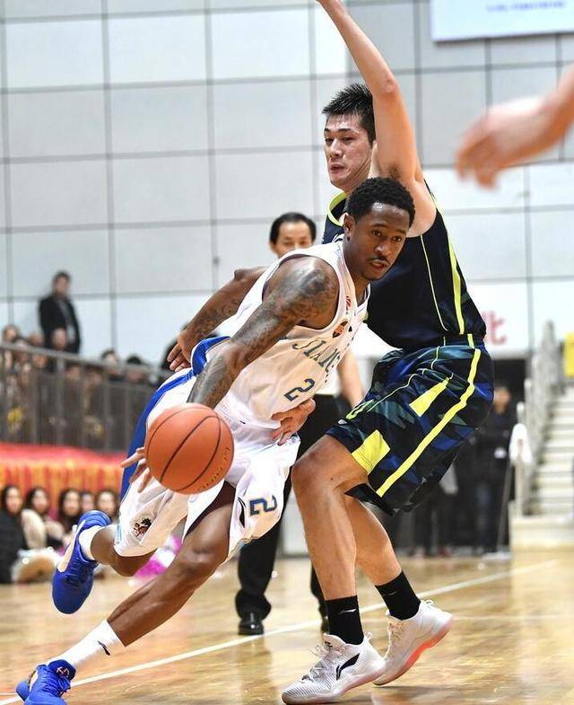 包含广东宏远内部会议纪要流出——赛前临场应变，NBA总决赛使命明确，更衣室氛围转暖的词条-开云全站网站